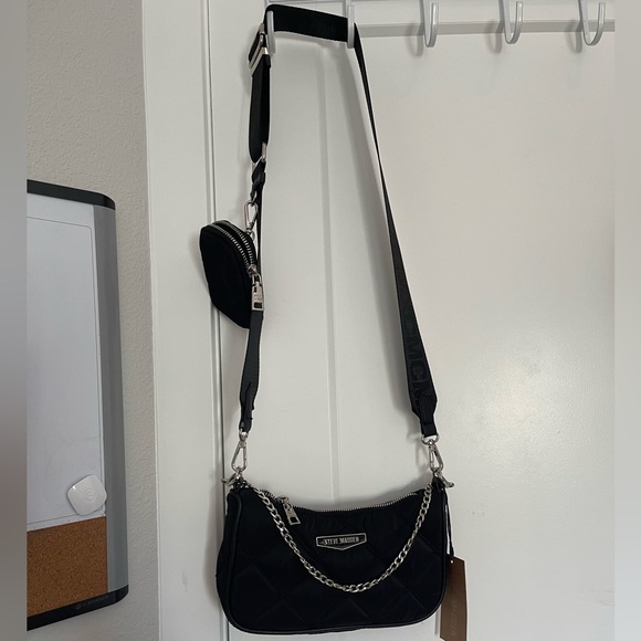Steve Madden Handbags - Steve Madden crossbody